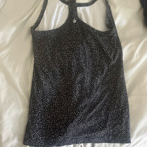 Lululemon 3 shirt bundle - size 10/12  simply tech - Picture 6 of 11